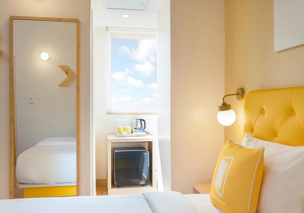 Bloom Hotel - Jayanagar Bangalore Exteriör bild